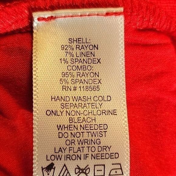 NWOT Truth + Style Mixed Media Top with Button Detail Sz XL - Picture 11 of 14